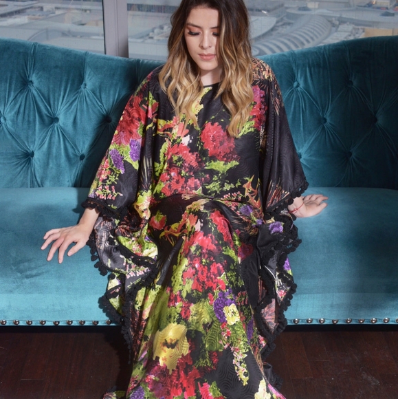 Ellectives Black silk kaftan dress, Plus size resort wear, Floral tunic gown - Picture 3 of 6